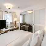 Hotel Der Unterschwarzachhof 4*