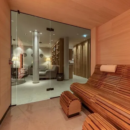 Der Unterschwarzachhof Hotel 4*