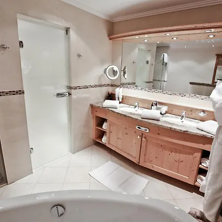 Hotel Der Unterschwarzachhof 4*