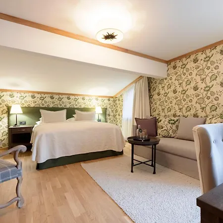 Der Unterschwarzachhof 4*