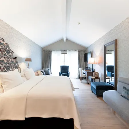 ホテル Der Unterschwarzachhof 4*